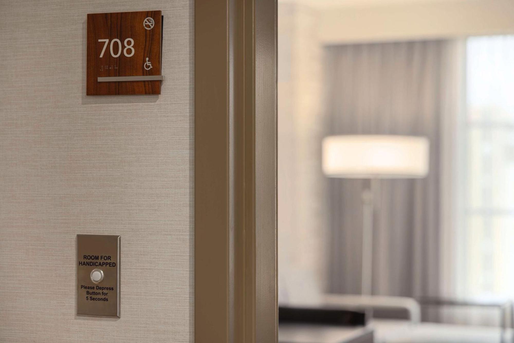 เอมบาสซี สวีทส์ ชัททานูกา แฮมิลตัน เพลซ Hotel ภายนอก รูปภาพ