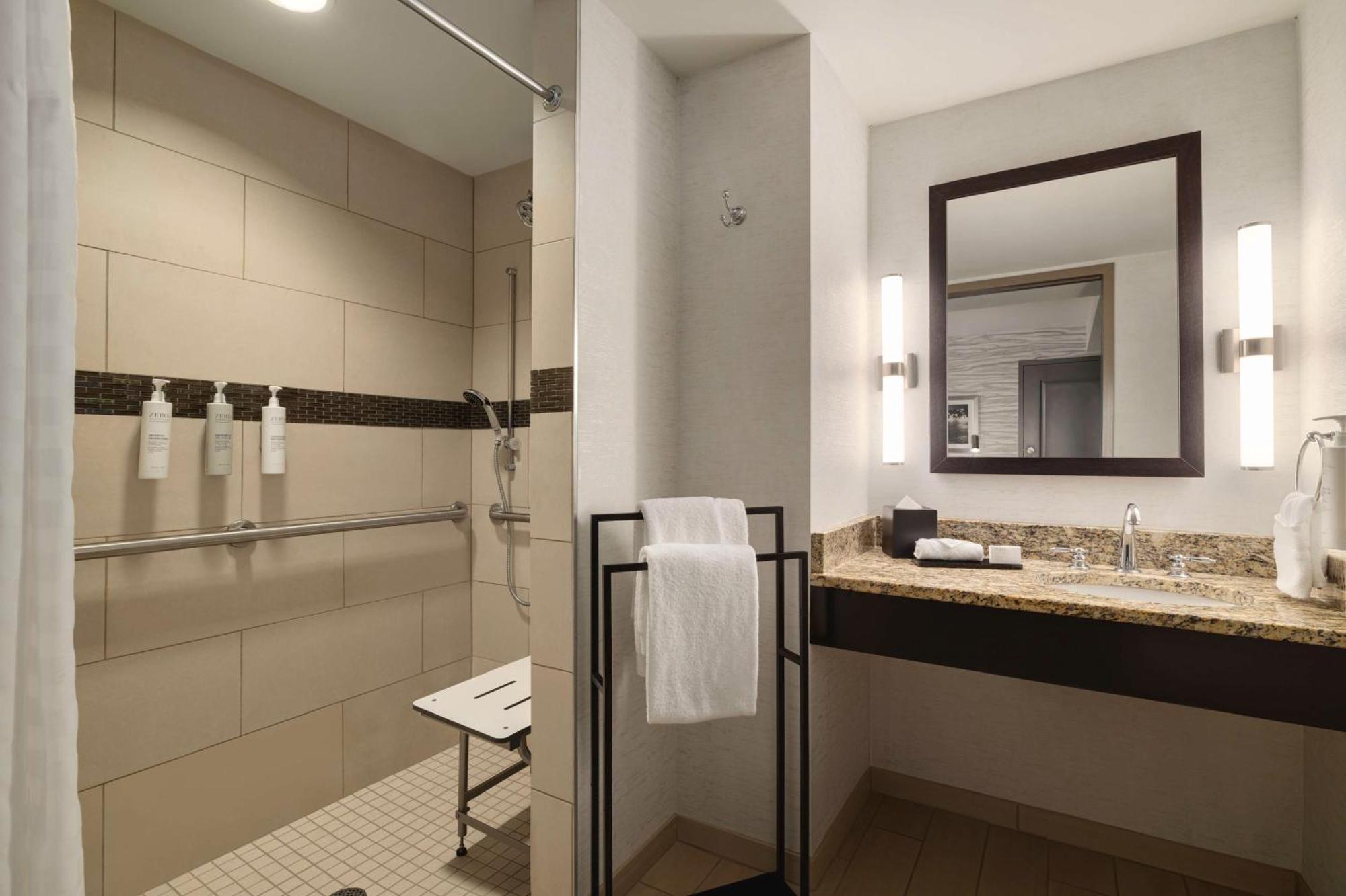 เอมบาสซี สวีทส์ ชัททานูกา แฮมิลตัน เพลซ Hotel ภายนอก รูปภาพ