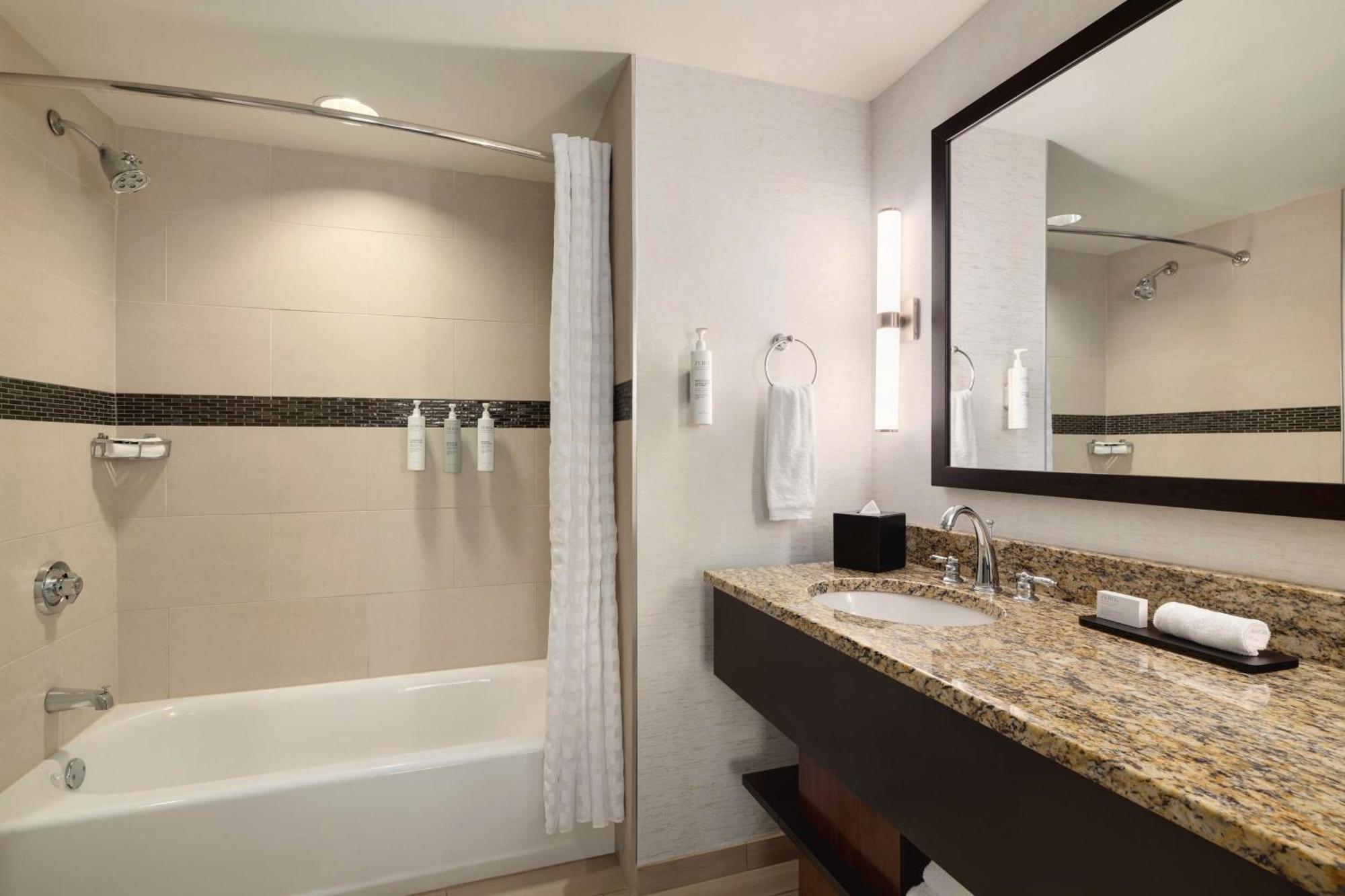 เอมบาสซี สวีทส์ ชัททานูกา แฮมิลตัน เพลซ Hotel ภายนอก รูปภาพ